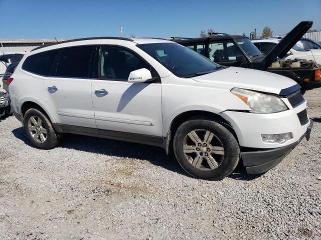 1GNER23D39S124584 - 2009 CHEVROLET TRAVERSE LT WHITE photo 4