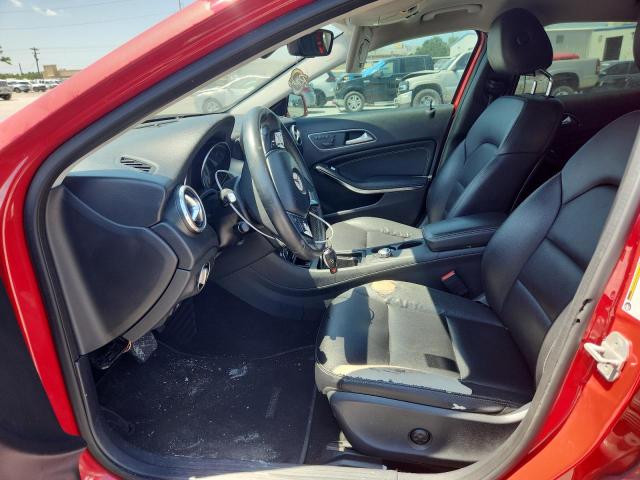 WDCTG4EB3FJ180789 - 2015 MERCEDES-BENZ GLA 250 红色 照片 7