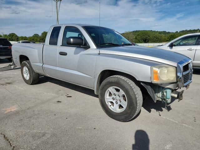 1D7HE42K36S669084 - 2006 DODGE DAKOTA SLT SILVER photo 4