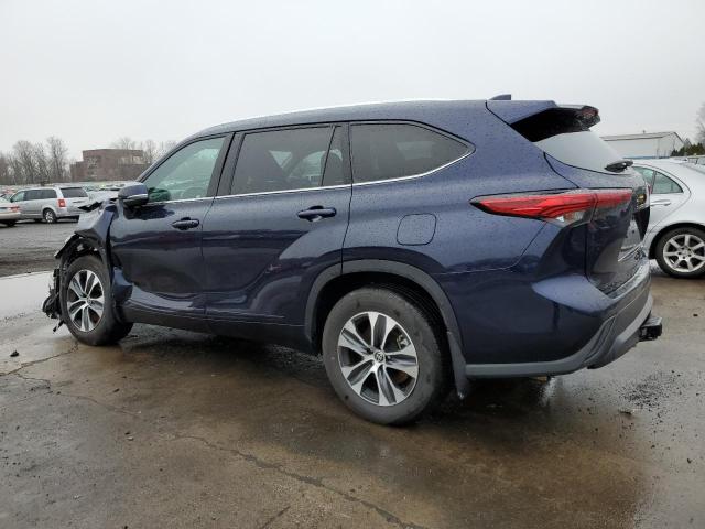 5TDGZRBH9MS553082 - 2021 TOYOTA HIGHLANDER XLE BLUE photo 2
