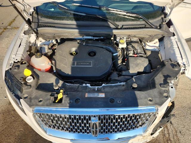 5LMCJ3D94KUL26683 - 2019 LINCOLN MKC RESERVE Белый фото 12