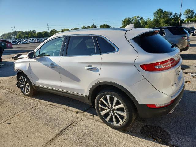 5LMCJ3D94KUL26683 - 2019 LINCOLN MKC RESERVE Белый фото 2