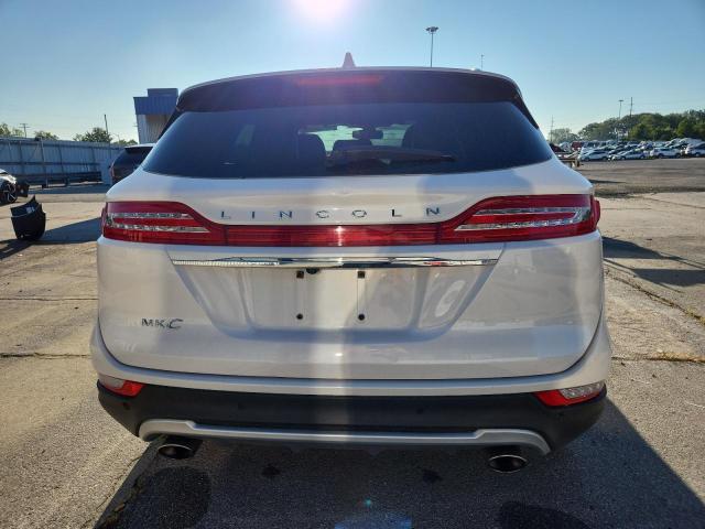 5LMCJ3D94KUL26683 - 2019 LINCOLN MKC RESERVE Белый фото 6