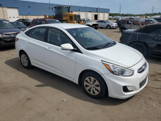 KMHCT4AE4FU860633 - 2015 HYUNDAI ACCENT GLS 白色 照片 4