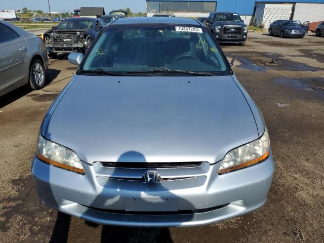 1HGCG5545WA115635 - 1998 HONDA ACCORD LX SILVER photo 5