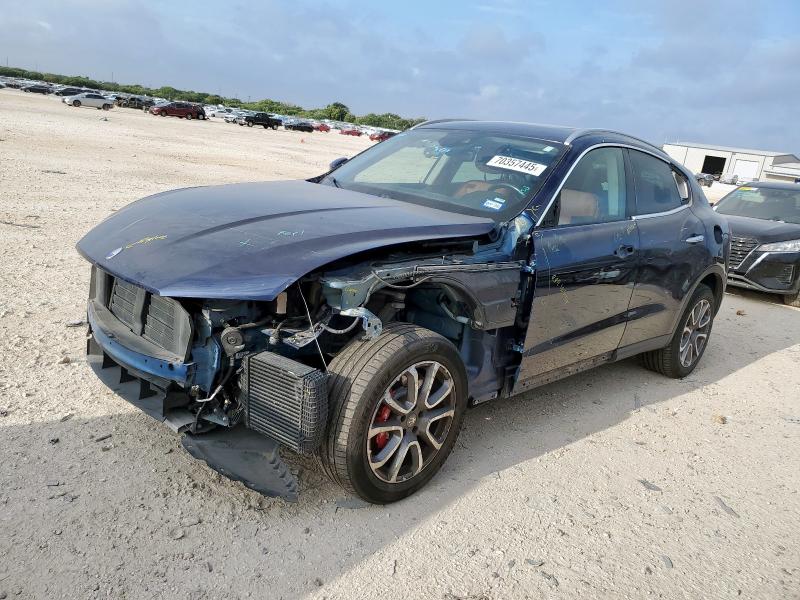 2017 MASERATI LEVANTE S, null