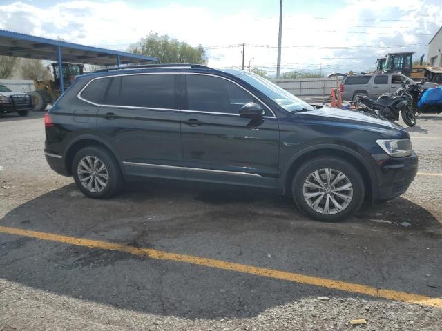 3VV3B7AX1JM101916 - 2018 VOLKSWAGEN TIGUAN SE Qara foto 4