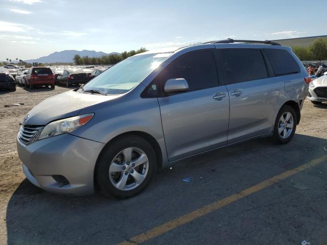 2017 TOYOTA SIENNA LE, 