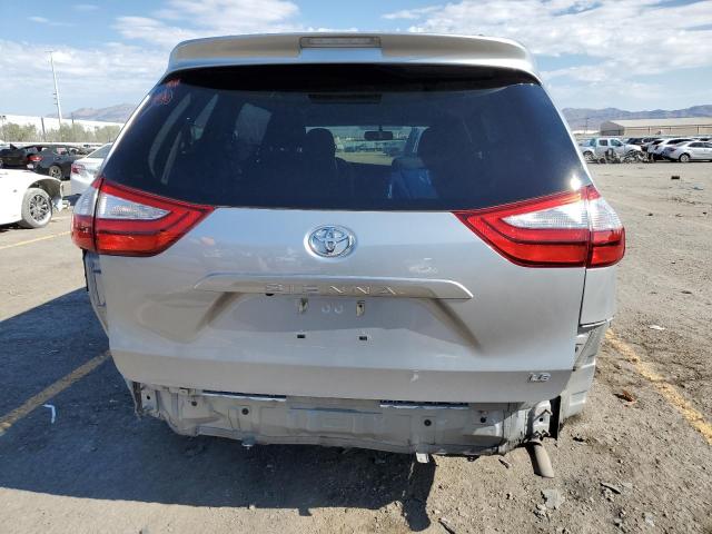 5TDKZ3DC3HS782341 - 2017 TOYOTA SIENNA LE 银色 照片 6