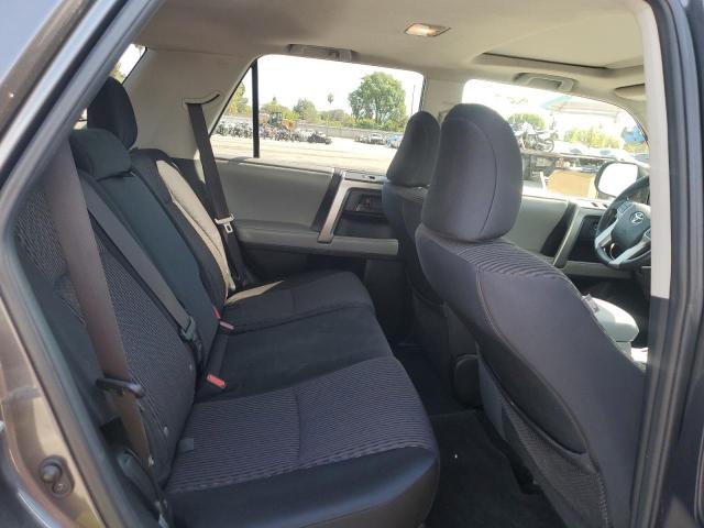 JTEBU5JR8D5145797 - 2013 TOYT 4RUNNER SR5 GRAY photo 10