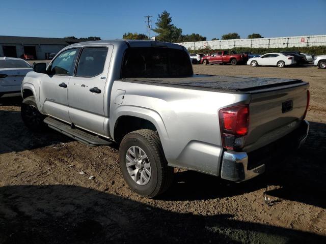 5TFAX5GN0KX135813 - 2019 TOYOTA TACOMA DOUBLE CAB GRAY photo 2