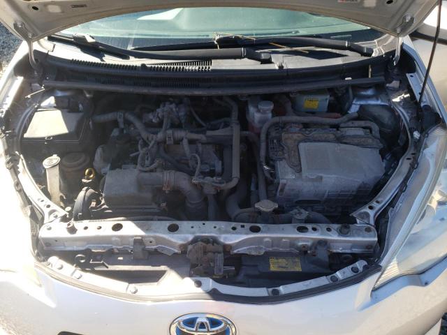 JTDKDTB38C1025636 - 2012 TOYOTA PRIUS C 银色 照片 12