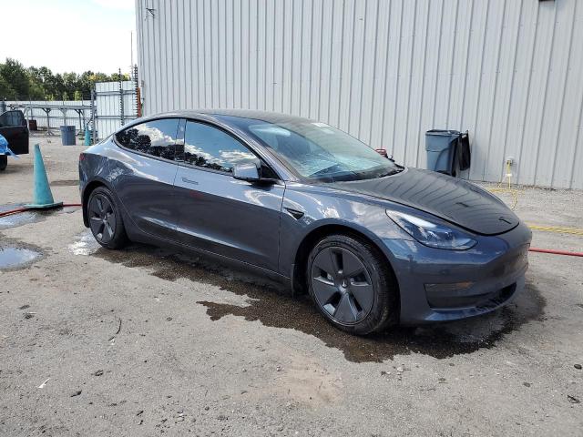 5YJ3E1EA1NF375720 - 2022 TESLA MODEL 3 BLUE photo 4