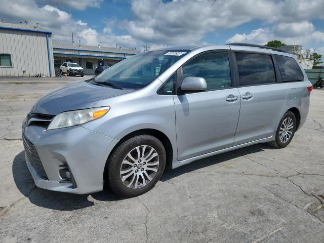 2018 TOYOTA SIENNA XLE, 