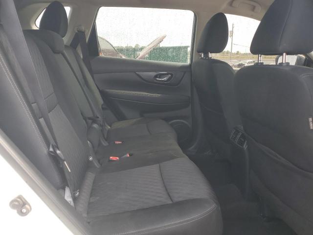 KNMAT2MT4JP590210 - 2018 NISSAN ROGUE S WHITE photo 10