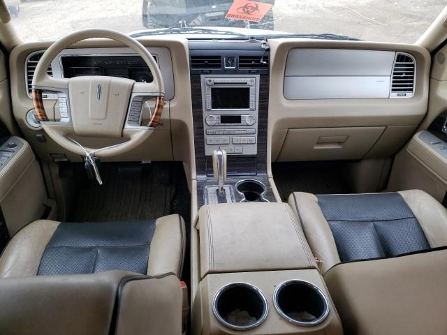 5LMFU28568LJ16607 - 2008 LINCOLN NAVIGATOR 白色 照片 8