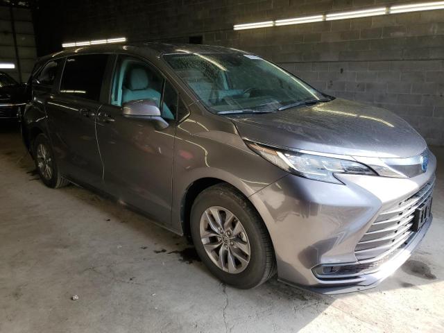 5TDKRKEC8PS166271 - 2023 TOYOTA SIENNA LE GRAY photo 4