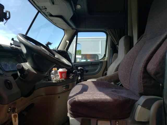 3AKJGLD53GSGW9119 - 2016 FREIGHTLINER CASCADIA 125 白色 照片 5