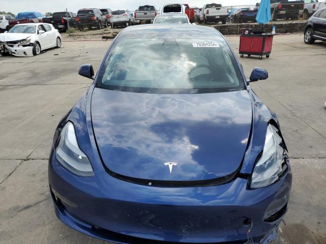 5YJ3E1EC5NF198011 - 2022 TESLA MODEL 3 BLUE photo 5