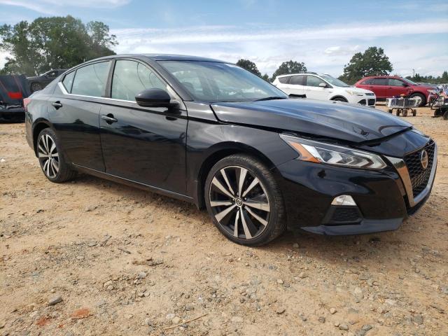 1N4BL4CW1KN316686 - 2019 NISSAN ALTIMA SR BLACK photo 4