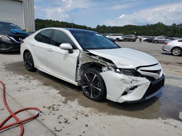 4T1B61HK9JU081976 - 2018 TOYOTA CAMRY XSE 白色 照片 4