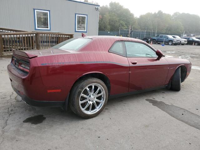 2C3CDZAG6JH132635 - 2018 DODGE CHALLENGER SXT BURGUNDY photo 3