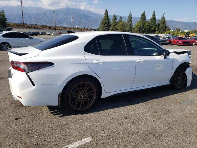 4T1G11AK7PU136397 - 2023 TOYOTA CAMRY SE NIGHT SHADE WHITE photo 3