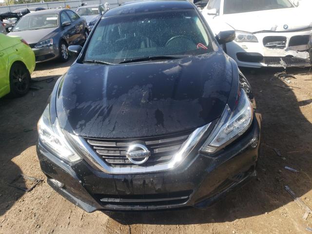 1N4AL3AP4HC204941 - 2017 NISSAN ALTIMA 2.5 BLACK photo 5