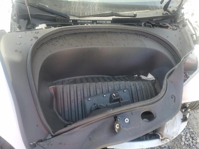 5YJ3E1EA4RF865767 - 2024 TESLA MODEL 3 白色 照片 11