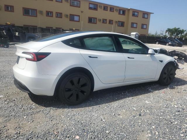 5YJ3E1EA4RF865767 - 2024 TESLA MODEL 3 白色 照片 3