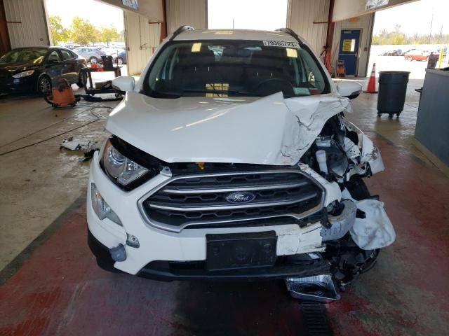 MAJ3P1TE7JC217928 - 2018 FORD ECOSPORT SE WHITE photo 5