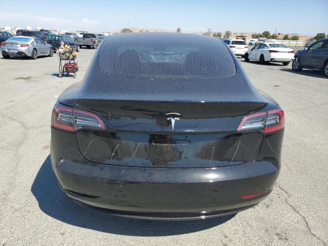 5YJ3E1EA0JF060868 - 2018 TESLA MODEL 3 Schwarz Foto 6