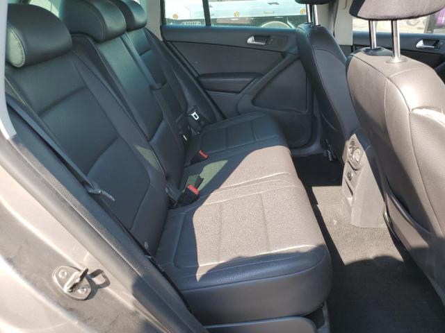 WVGBV7AX4BW528697 - 2011 VOLKSWAGEN TIGUAN S GRAY photo 10