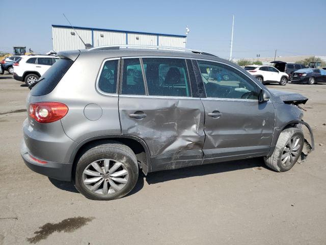 WVGBV7AX4BW528697 - 2011 VOLKSWAGEN TIGUAN S GRAY photo 3