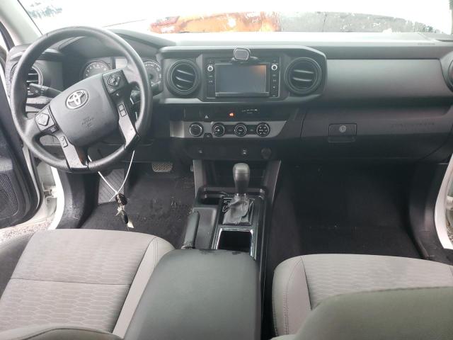 5TFSX5EN0JX061671 - 2018 TOYOTA TACOMA ACCESS CAB თეთრი ფოტო 8