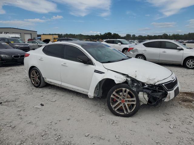 5XXGR4A61DG166546 - 2013 KIA OPTIMA SX WHITE photo 4