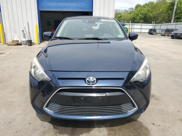 3MYDLBYV0JY327432 - 2018 TOYOTA YARIS IA BLUE photo 5