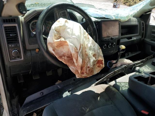 3C6MR5AL6JG364957 - 2018 RAM 2500 ST Белый фото 8