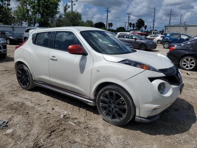 JN8AF5MV0ET365536 - 2014 NISSAN JUKE S WHITE photo 4