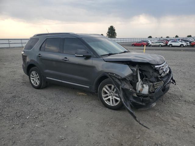 1FM5K8D8XJGB93891 - 2018 FORD EXPLORER XLT Silber Foto 4