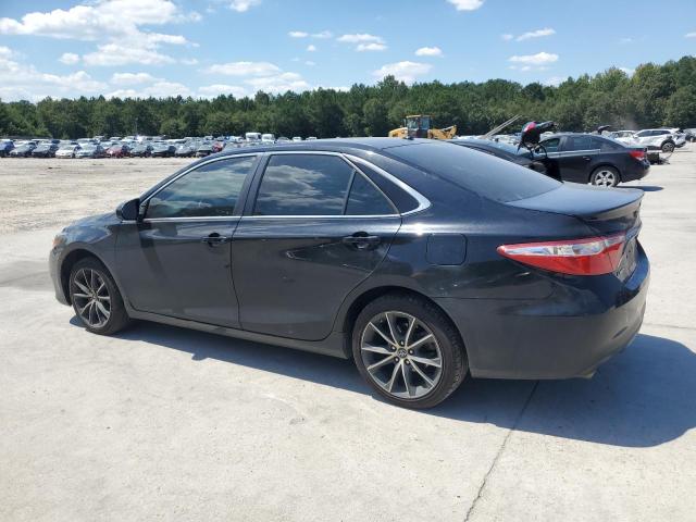 4T1BK1FK7HU583698 - 2017 TOYOTA CAMRY XSE BLACK photo 2