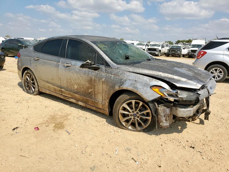 3FA6P0H77HR214511 - 2017 FORD FUSION SE SILVER photo 4