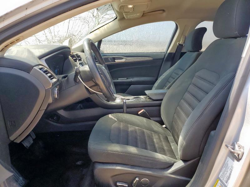 3FA6P0H77HR214511 - 2017 FORD FUSION SE SILVER photo 7