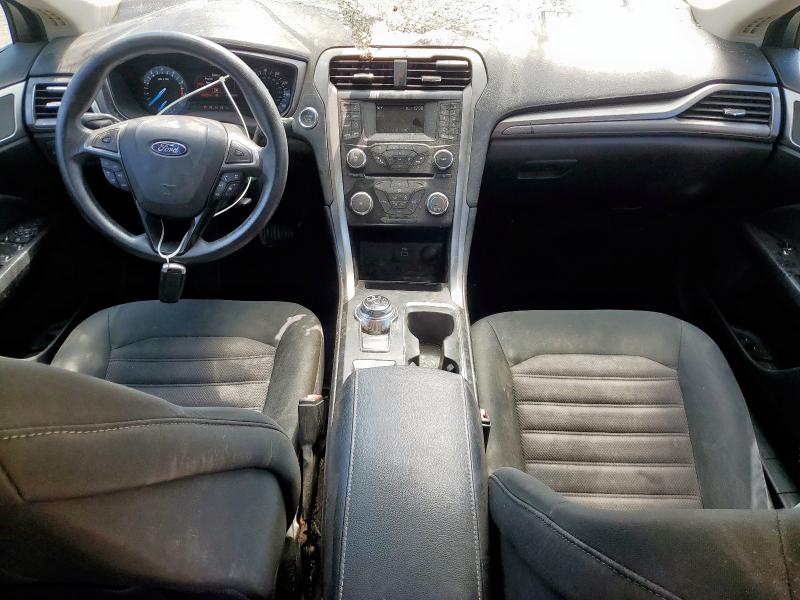 3FA6P0H77HR214511 - 2017 FORD FUSION SE SILVER photo 8