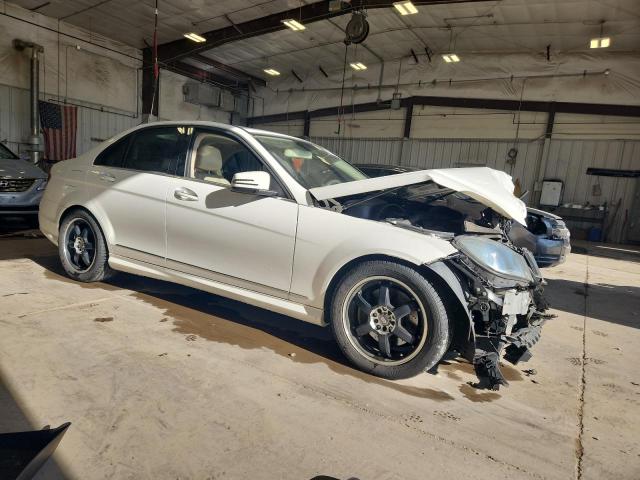 WDDGF8ABXDG078767 - 2013 MERCEDES-BENZ C 300 4MATIC WHITE photo 4