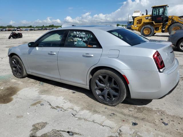 2C3CCABG7PH561245 - 2023 CHRYSLER 300 S SILVER photo 2