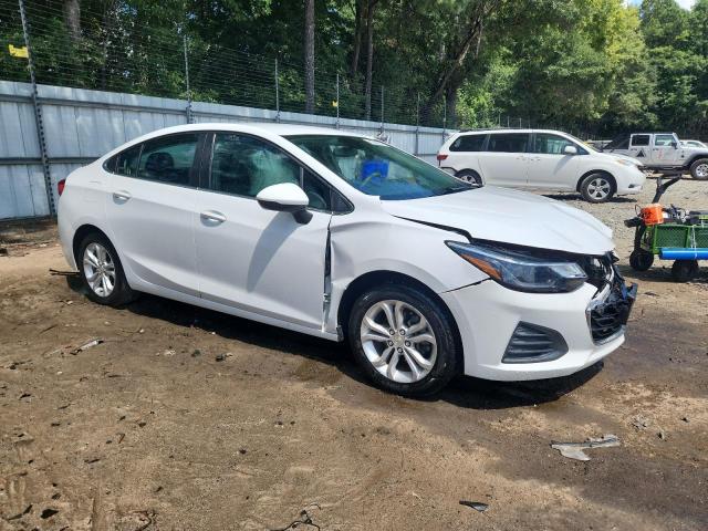 1G1BE5SM9K7114282 - 2019 CHEVROLET CRUZE LT WHITE photo 4