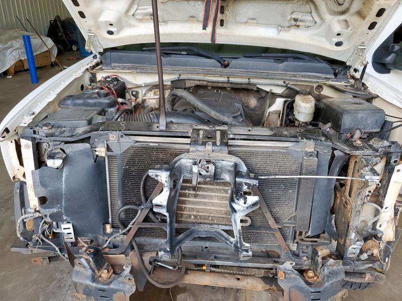 1GC5KVBG9AZ211976 - 2010 CHEVROLET SILVERADO K2500 HEAVY DUTY WHITE photo 11