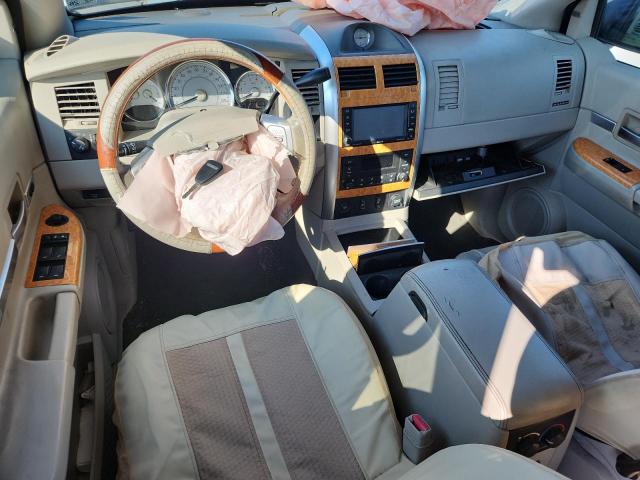 1A8HX58288F111558 - 2008 CHRYSLER ASPEN LIMITED Krem foto 8