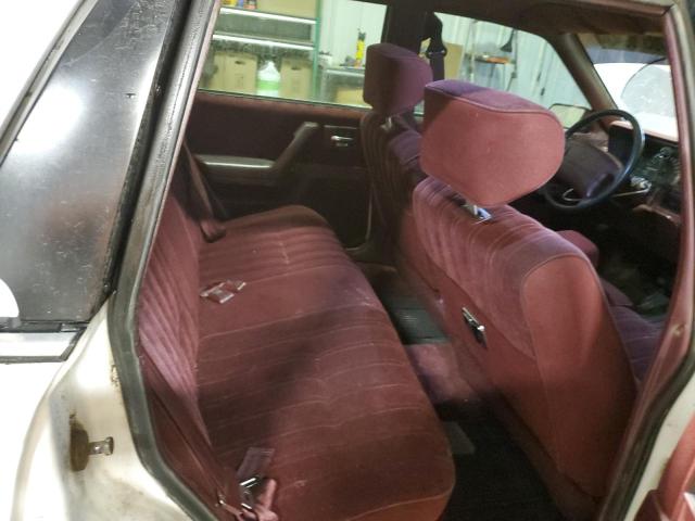 1G3AG55M6R6344368 - 1994 OLDSMOBILE CUTLASS CI S WHITE photo 10